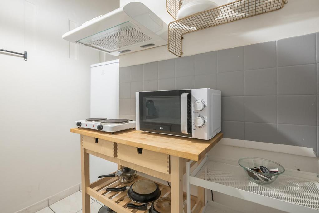 Pame Rentals - 2Bd Home, 4 Min To Acropolis Athen Eksteriør billede