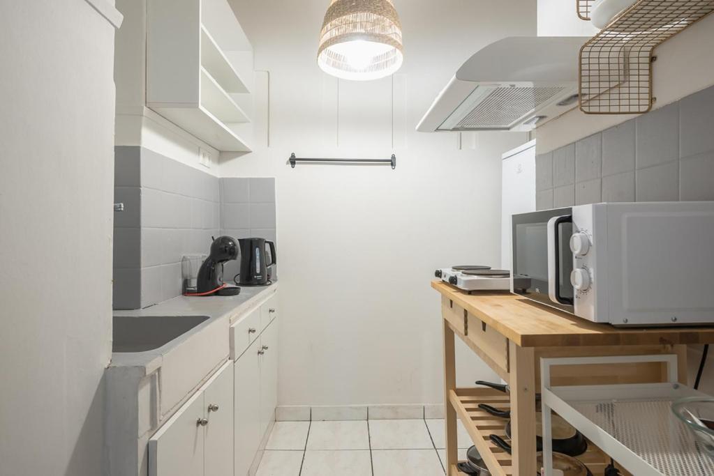 Pame Rentals - 2Bd Home, 4 Min To Acropolis Athen Eksteriør billede