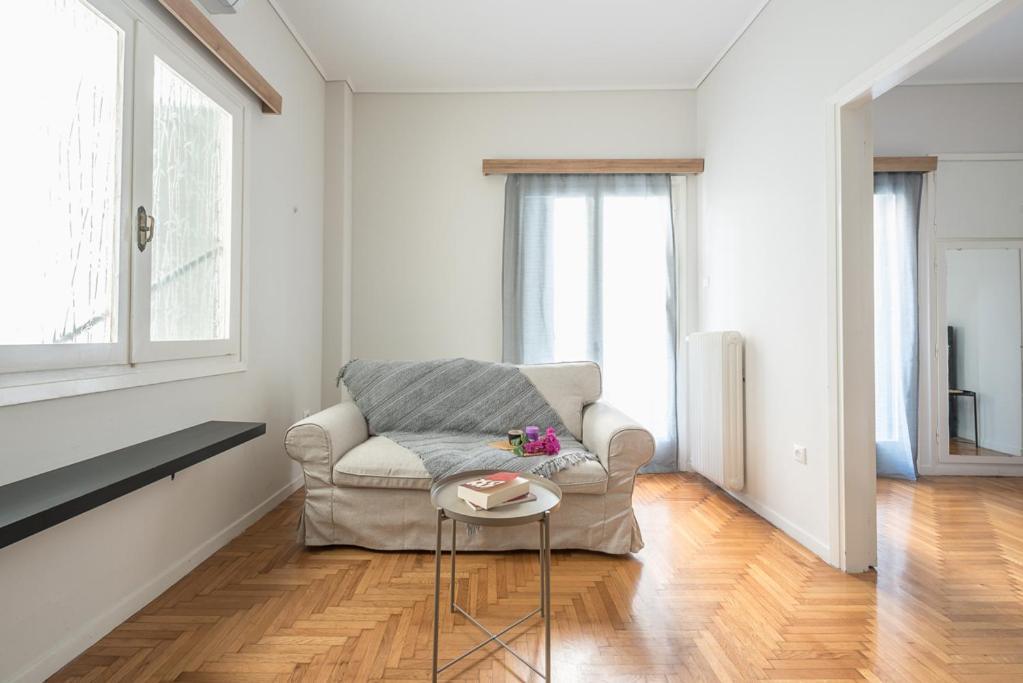Pame Rentals - 2Bd Home, 4 Min To Acropolis Athen Eksteriør billede
